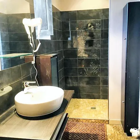 Feriehus Maison Charmante Au Coeur De Avec Piscine Partagee *