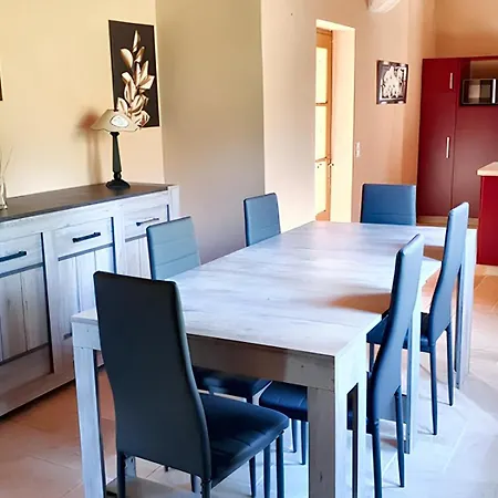 Maison Charmante Au Coeur De Avec Piscine Partagee Feriehus Puy-lʼÉvêque