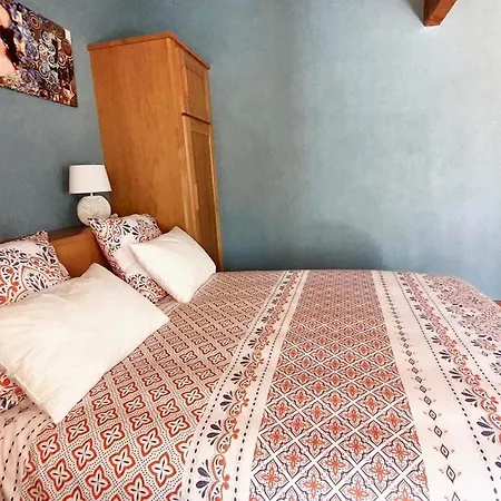 Feriehus Maison Charmante Au Coeur De Avec Piscine Partagee Puy-lʼÉvêque